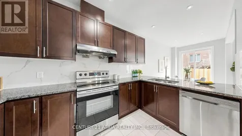 37 Capreol Avenue Aurora ON L4G 0Z8
