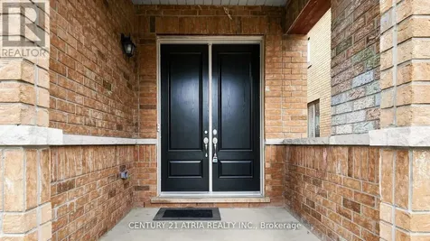 37 Capreol Avenue Aurora ON L4G 0Z8