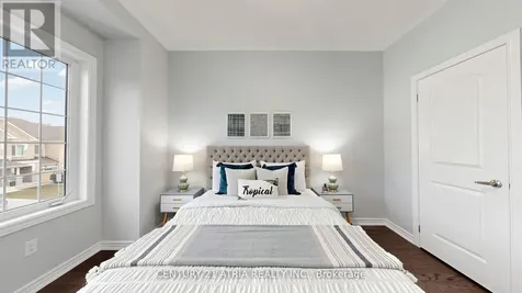 37 Capreol Avenue Aurora ON L4G 0Z8