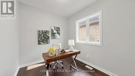 37 Capreol Avenue Aurora ON L4G 0Z8