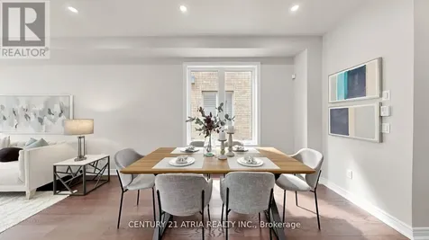 37 Capreol Avenue Aurora ON L4G 0Z8