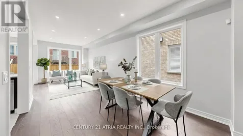 37 Capreol Avenue Aurora ON L4G 0Z8