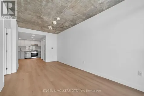 1370 Carling Avenue Ottawa ON K1Z 0E4