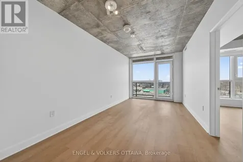1370 Carling Avenue Ottawa ON K1Z 0E4