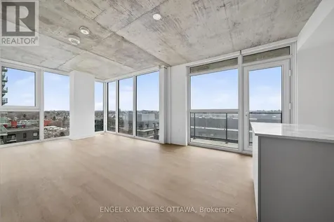 1360 Carling Avenue Ottawa ON K1Z 0E4