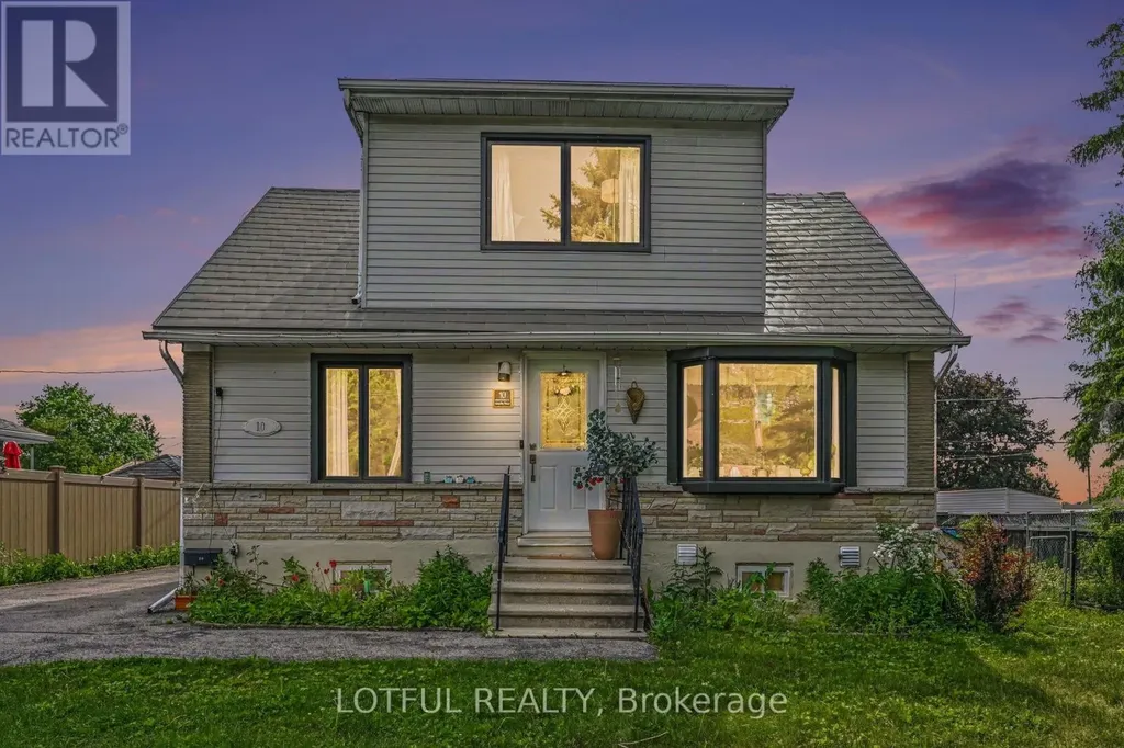 10 Cassidy Road Ottawa ON K2H 6J8