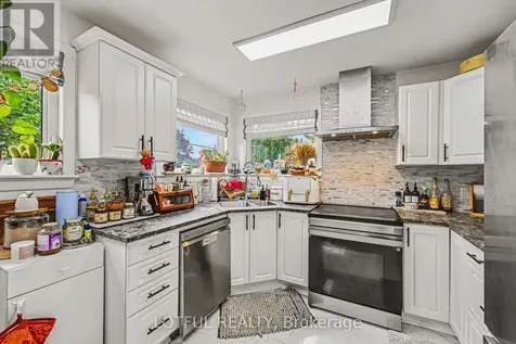 10 Cassidy Road Ottawa ON K2H 6J8