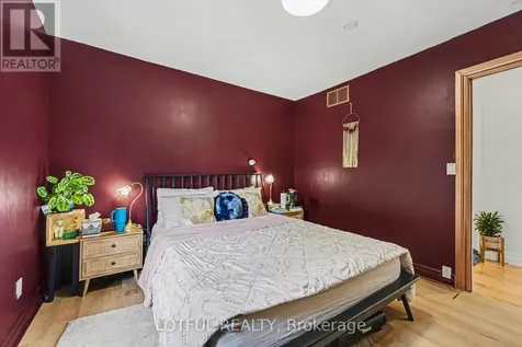 10 Cassidy Road Ottawa ON K2H 6J8