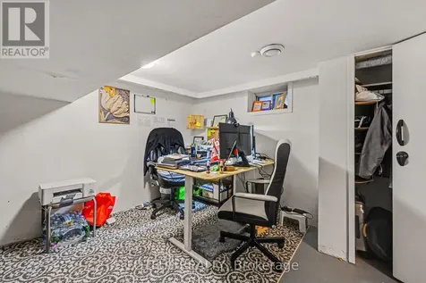 10 Cassidy Road Ottawa ON K2H 6J8