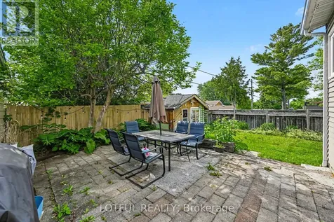 10 Cassidy Road Ottawa ON K2H 6J8