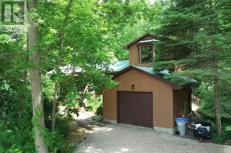 5449 Lake Valley Grove Road Lambton Shores ON N0N 1J7