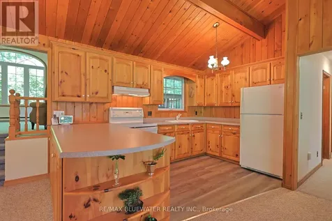5449 Lake Valley Grove Road Lambton Shores ON N0N 1J7