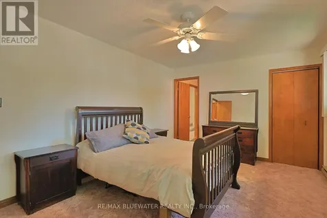 5449 Lake Valley Grove Road Lambton Shores ON N0N 1J7