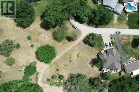 5449 Lake Valley Grove Road Lambton Shores ON N0N 1J7