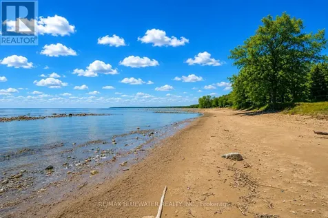 5449 Lake Valley Grove Road Lambton Shores ON N0N 1J7