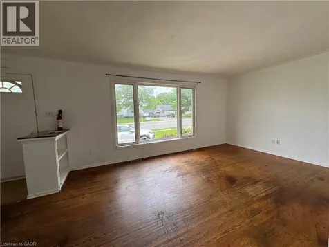 928 Upper Gage Avenue Hamilton ON L8V 4K9