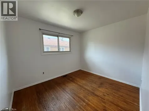 928 Upper Gage Avenue Hamilton ON L8V 4K9