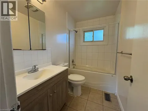 928 Upper Gage Avenue Hamilton ON L8V 4K9