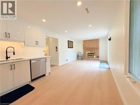 47 Highland Park Drive Dundas ON L9H 6G4