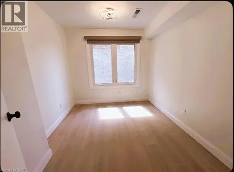 47 Highland Park Drive Dundas ON L9H 6G4