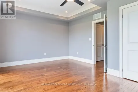 216 Rebecca Street Oakville (co Central) ON L6K 1J9
