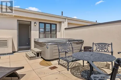 216 Rebecca Street Oakville (co Central) ON L6K 1J9
