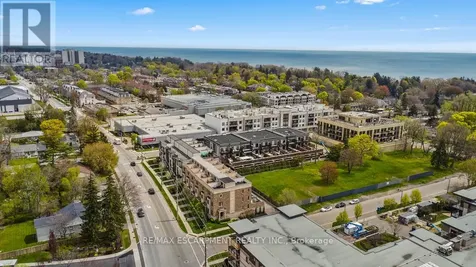 216 Rebecca Street Oakville (co Central) ON L6K 1J9