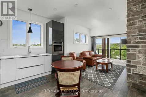12 Beausoleil Lane Blue Mountains ON L9Y 2X5