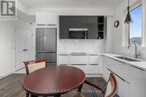 12 Beausoleil Lane Blue Mountains ON L9Y 2X5