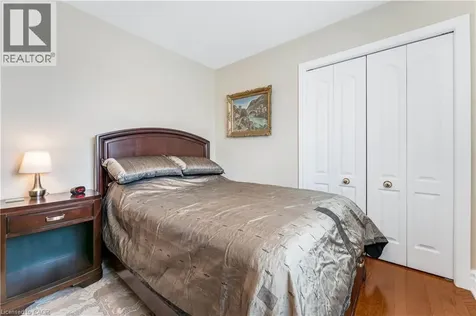 60 Chandos Drive Kitchener ON N2A 3C2