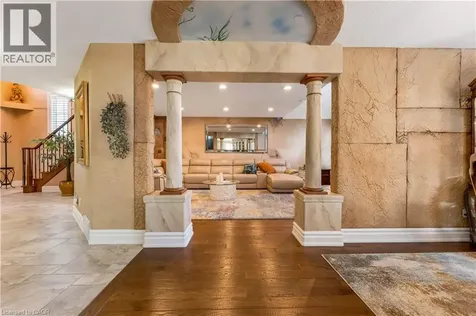 60 Chandos Drive Kitchener ON N2A 3C2