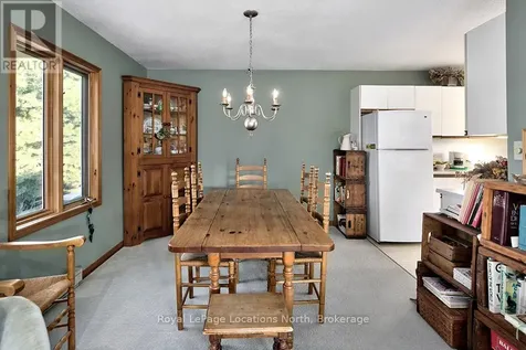 102 Fraser Crescent Blue Mountains ON L9Y 0M8