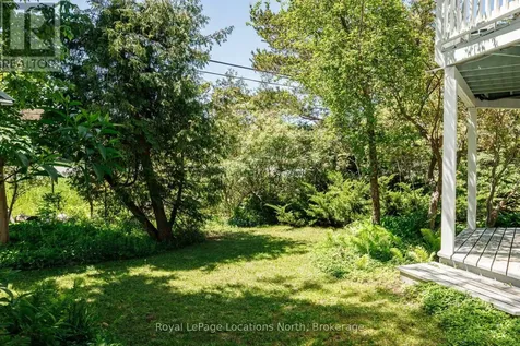 102 Fraser Crescent Blue Mountains ON L9Y 0M8