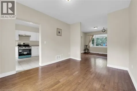 31 Gibson Avenue Hamilton ON L8L 6J4
