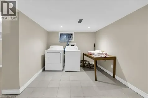 31 Gibson Avenue Hamilton ON L8L 6J4