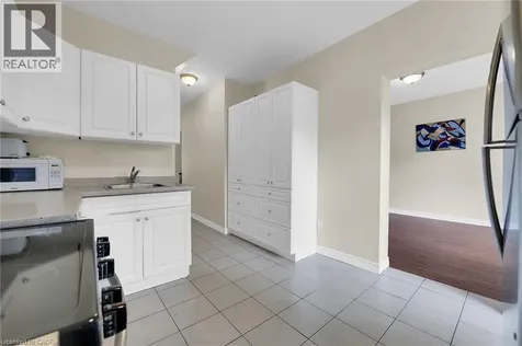 31 Gibson Avenue Hamilton ON L8L 6J4