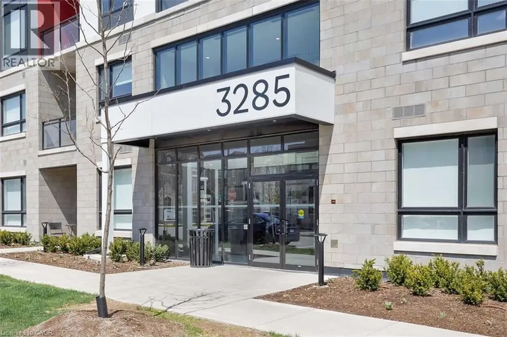 3285 Carding Mill Trail Oakville ON L6M 1S2