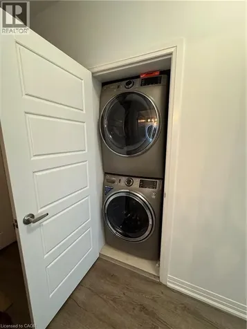 3285 Carding Mill Trail Oakville ON L6M 1S2