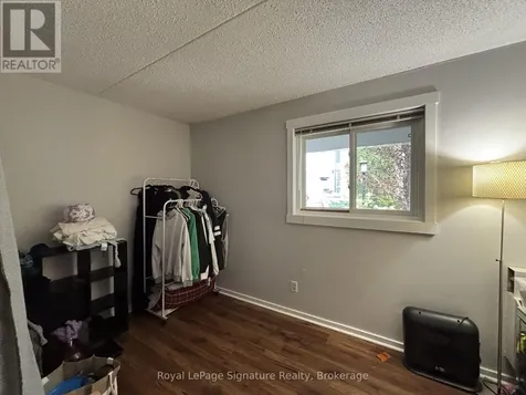 11 Dawson Drive Collingwood ON L9Y 5B4