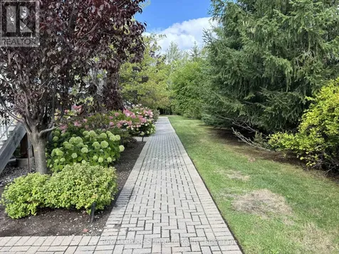 11 Dawson Drive Collingwood ON L9Y 5B4