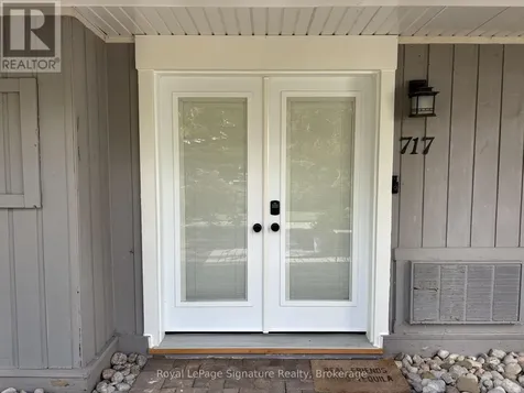 11 Dawson Drive Collingwood ON L9Y 5B4