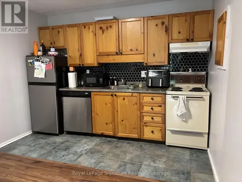 11 Dawson Drive Collingwood ON L9Y 5B4