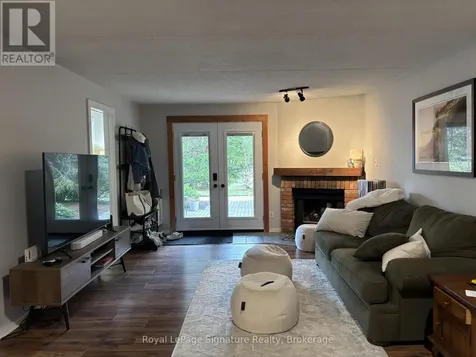 11 Dawson Drive Collingwood ON L9Y 5B4