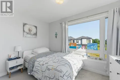 660 Fenwick Way Ottawa ON K2J 7E6