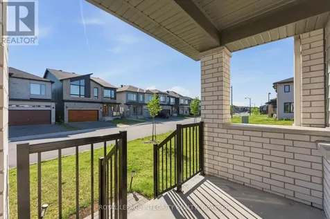 660 Fenwick Way Ottawa ON K2J 7E6