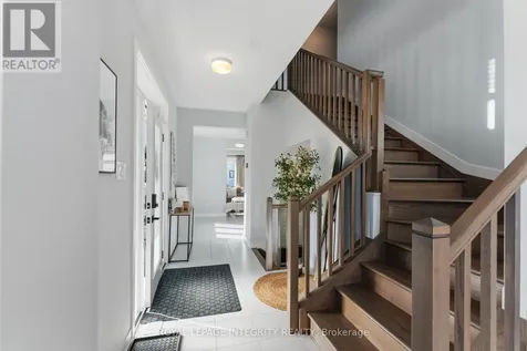 660 Fenwick Way Ottawa ON K2J 7E6