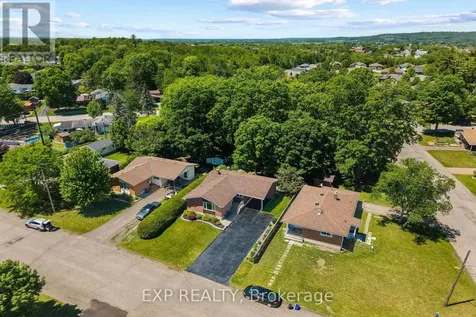 96 Simpson Avenue Renfrew ON K7V 2P5
