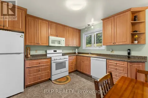 96 Simpson Avenue Renfrew ON K7V 2P5
