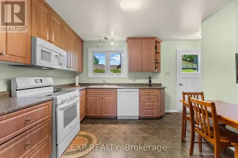 96 Simpson Avenue Renfrew ON K7V 2P5