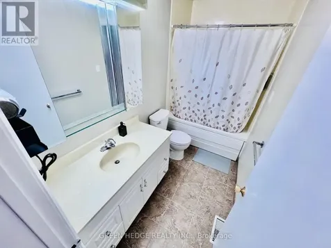 34 Stanley Avenue Kitchener ON N2K 1C5